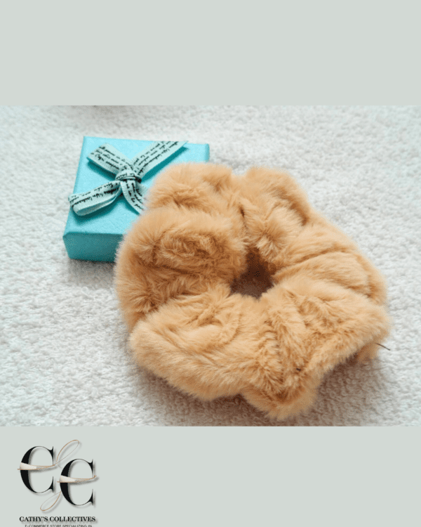 Beautiful fur hair band