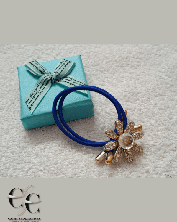 Trendy Hair Band with Beautiful Stone Work
