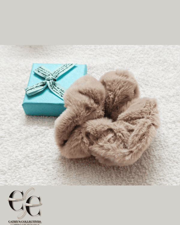 Beautiful fur hair band