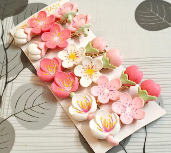 CC New TRendy Hair Pins Combo