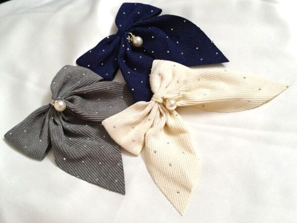 CC Stylish Bow Hair clips with beads