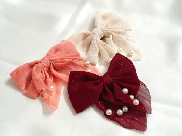CC Stylish Bow Hair clips with beads