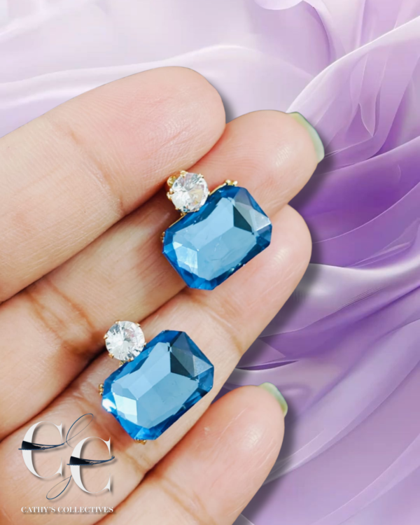 Korean Earrings - Image 2