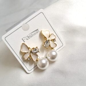 Trendy  Beautiful Korean Butterfly Earring with Pearl
