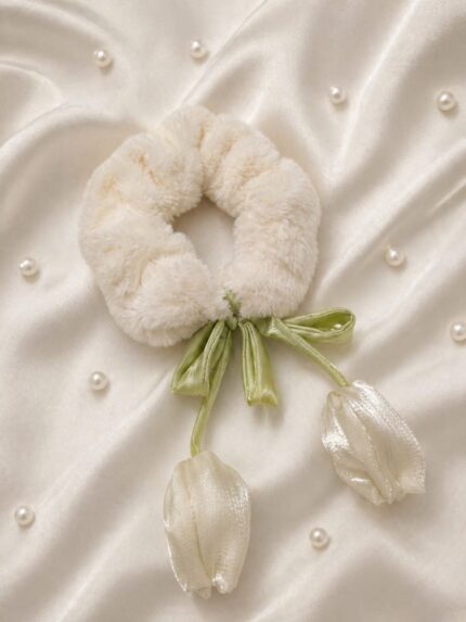 CC Trendy And stylish Fur Tulip Hair Band
