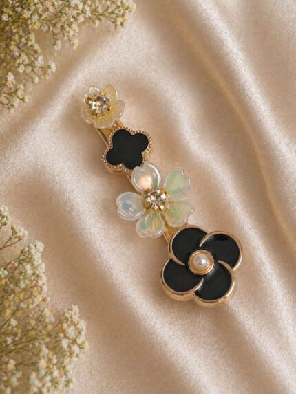 CC Trendy And stylish Korean Hair Clip