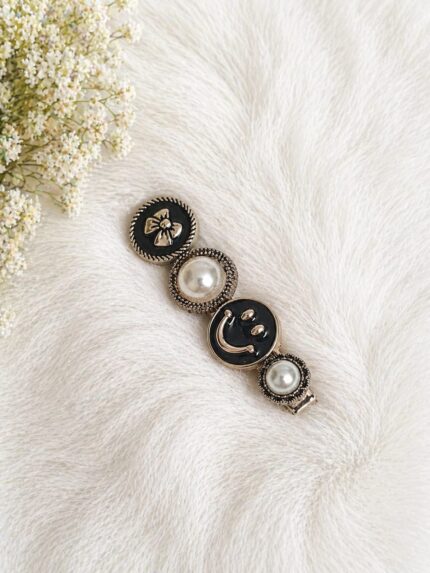 CC Trendy And stylish Korean Hair Clip