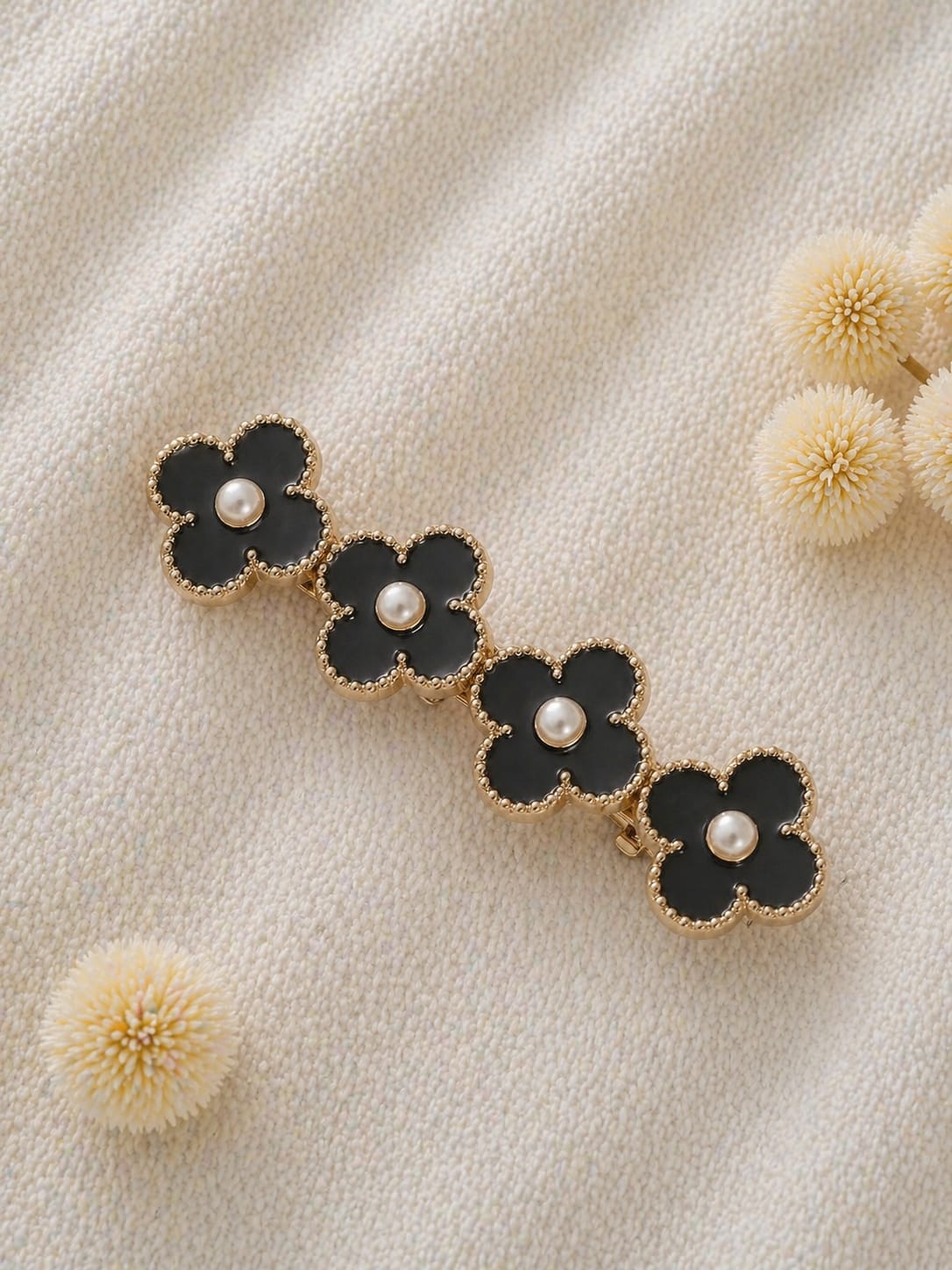 WhatsApp Image 2026-04-27 at 18.24.43 CC Trendy And stylish Korean Hair Clip - Image 1