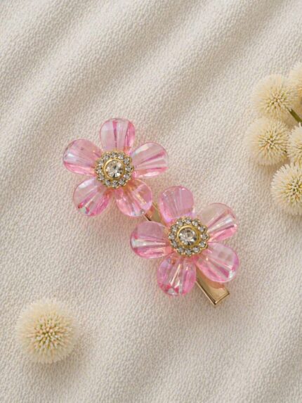 CC Trendy And stylish Korean Hair Clip