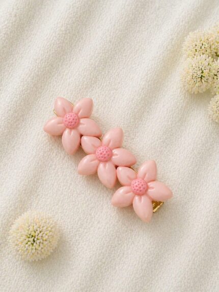 CC Trendy And stylish Korean Hair Clip