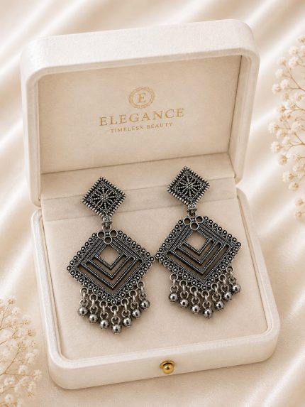 CC Trendy And Stylish Light Weight Oxidised Earring